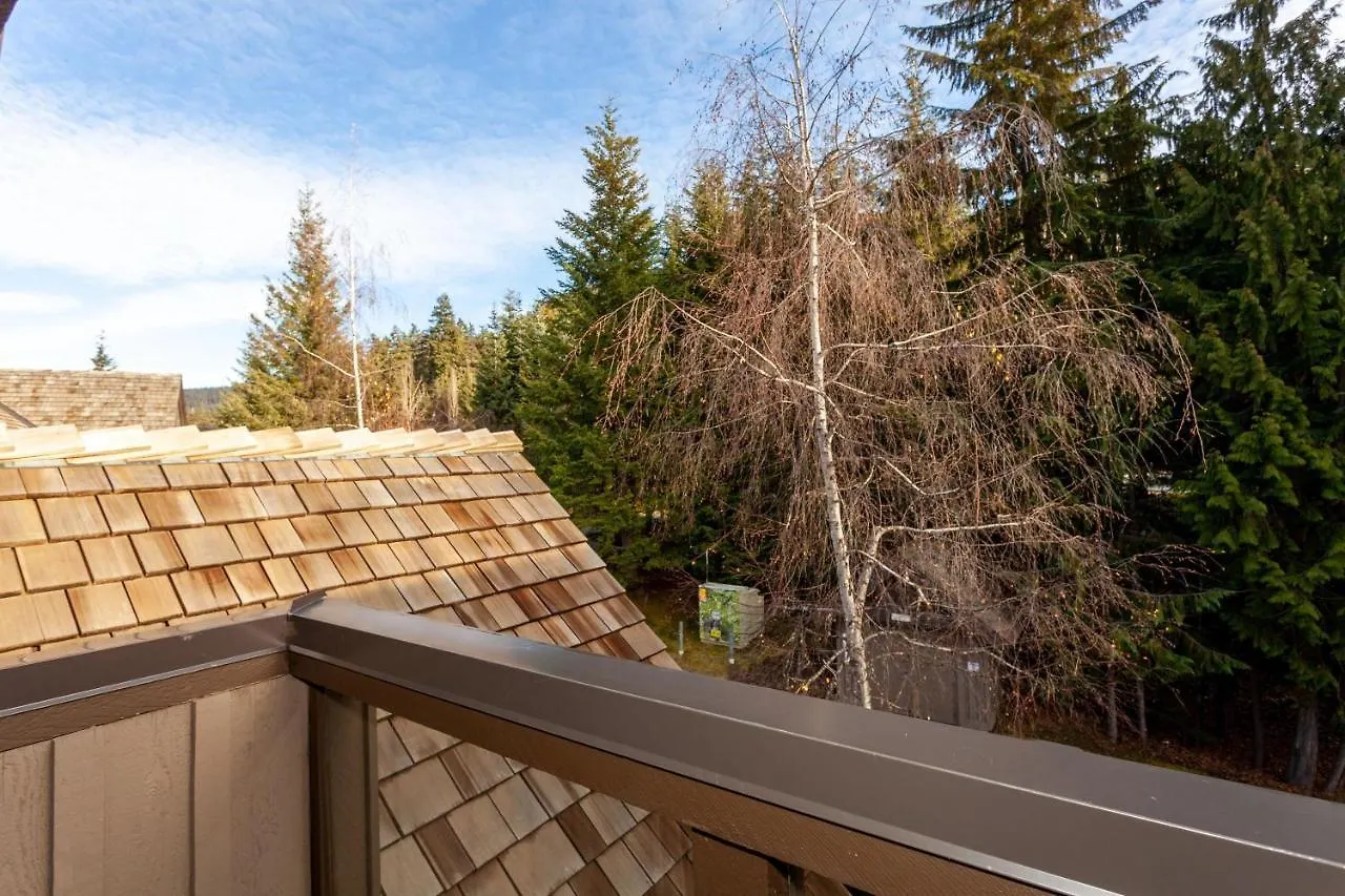 Painted Cliff 25 | Family-Sized Ski-In, Ski-Out Townhome W/ Shared Hot Tub & Log Fire Whistler 0*,  Canada